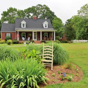 Photo #2 of 1538 Redfields Rd, Appomattox, VA 1.2 acres