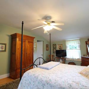 Photo #37 of 1538 Redfields Rd, Appomattox, VA 1.2 acres