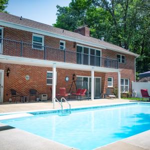 Photo #28 of 1003 Fayette St, Farmville, VA 0.7 acres