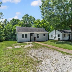 Photo #37 of 607 Longwood Avenue, Farmville, VA 0.4 acres