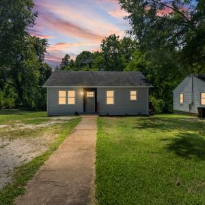 Photo #39 of 607 Longwood Avenue, Farmville, VA 0.4 acres