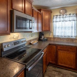 Photo #10 of 102 Pine Ridge RD, Farmville, VA 0.3 acres