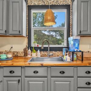 Photo #11 of 2081 Leighwood Trail, Halifax, VA 24.4 acres