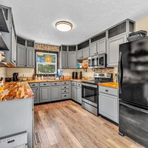 Photo #9 of 2081 Leighwood Trail, Halifax, VA 24.4 acres