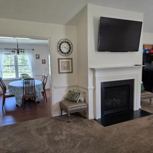 Photo #6 of 11941 Appaloosa Dr, Amelia, VA 2.1 acres