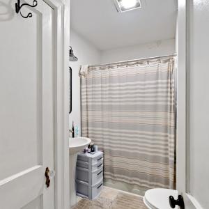 Photo #26 of 702 Irving Street, Farmville, VA 0.2 acres