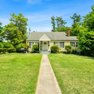 Photo #3 of 702 Irving Street, Farmville, VA 0.2 acres