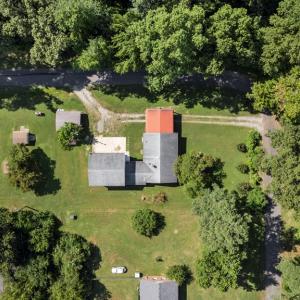 Photo #47 of 400 CALIFORNIA AVE, Crewe, VA 0.4 acres