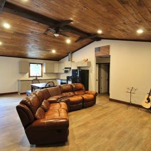 Photo #10 of 370 Campbell Meadows Terrace, New Canton, VA 17.1 acres