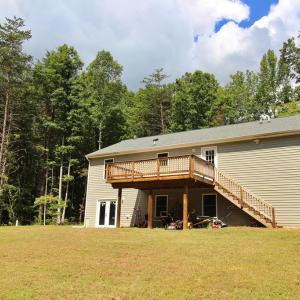 Photo #8 of 370 Campbell Meadows Terrace, New Canton, VA 17.1 acres