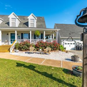 Photo #2 of 293 Sandy River Road, Green Bay, VA 6.3 acres