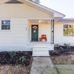 Photo #3 of 707 Milnwood, Farmville, VA 0.7 acres