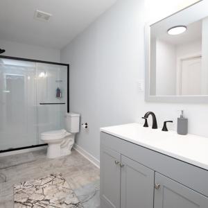 Basement full bathroom