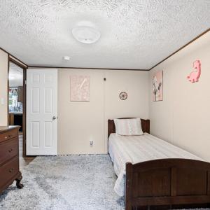 Photo #18 of 2057 Old Peach Tree Rd., Green Bay, VA 1.5 acres