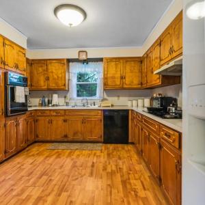 Photo #10 of 705 Northview Drive, Farmville, VA 0.8 acres