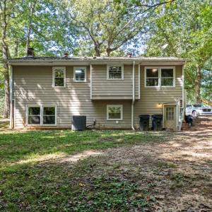 Photo #28 of 404 Benton St, South Hill, VA 0.4 acres