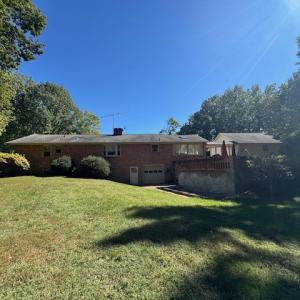 Photo #5 of 733 Morning Star Rd, Appomattox, VA 4.9 acres