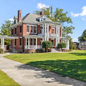 Photo #45 of 200 OLIVER AVE, Crewe, VA 0.7 acres