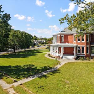 Photo #46 of 200 OLIVER AVE, Crewe, VA 0.7 acres