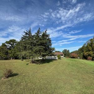 Photo #5 of 827 Wolf Creek Ln, Appomattox, VA 15.3 acres