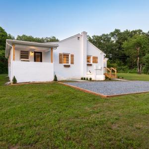 Photo #59 of 3806 Richmond Hwy, Spout Spring, VA 1.2 acres