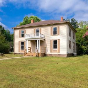 Photo #3 of 311 Four Locust Hwy, Keysville, VA 1.0 acres