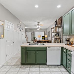 Photo #13 of 1603 High St, Farmville, VA 0.6 acres