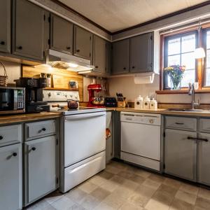 Photo #10 of 301 Log Cabin Rd, Appomattox, VA 1.0 acres