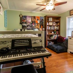 Photo #28 of 301 Log Cabin Rd, Appomattox, VA 1.0 acres