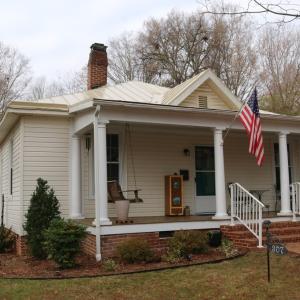 Photo #2 of 307 First Ave, Farmville, VA 0.3 acres