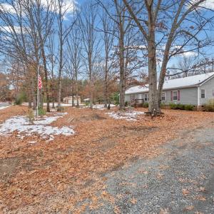 Photo #32 of 9174 Howardsville Road, Howardsville, VA 3.0 acres