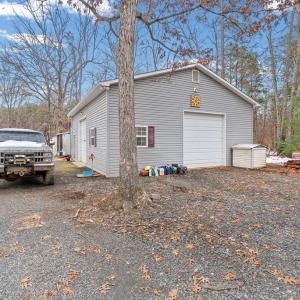 Photo #33 of 9174 Howardsville Road, Howardsville, VA 3.0 acres