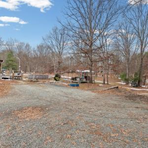 Photo #39 of 9174 Howardsville Road, Howardsville, VA 3.0 acres