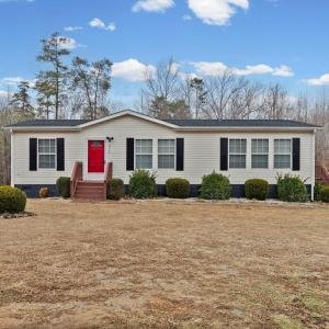 Photo #2 of 2714 Stage Coach Road, Farmville, VA 2.1 acres