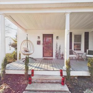 Photo #2 of 313 N Bridge St, Farmville, VA 0.2 acres