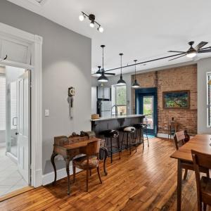 Photo #6 of 215 West Third Street, Farmville, VA 0.1 acres