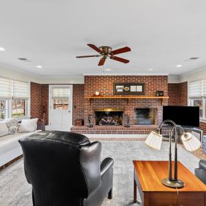 Photo #19 of 701 Fourth Ave, Farmville, VA 0.6 acres