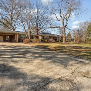 Photo #42 of 701 Fourth Ave, Farmville, VA 0.6 acres