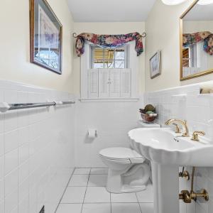 Photo #7 of 701 Fourth Ave, Farmville, VA 0.6 acres