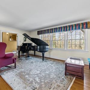 Photo #8 of 701 Fourth Ave, Farmville, VA 0.6 acres