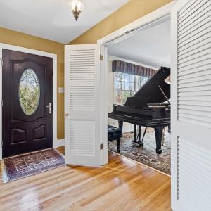 Photo #4 of 701 Fourth Ave, Farmville, VA 0.6 acres