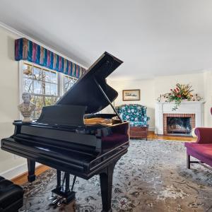 Photo #9 of 701 Fourth Ave, Farmville, VA 0.6 acres