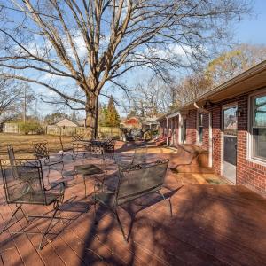 Photo #54 of 701 Fourth Ave, Farmville, VA 0.6 acres