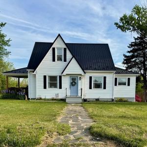 Photo #4 of 61 Mohawk Road, Buckingham, VA 0.6 acres