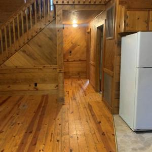 Hallway leading to bedrooms