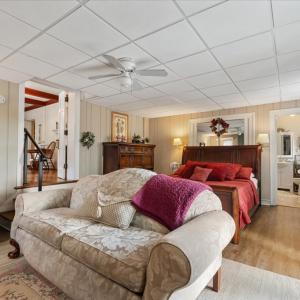 Photo #35 of 1670 Church Street, Appomattox, VA 2.5 acres