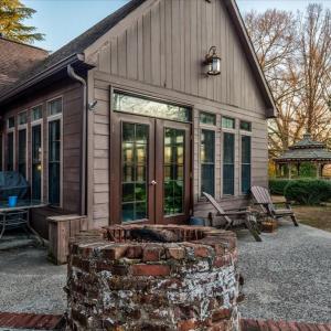 Photo #78 of 1670 Church Street, Appomattox, VA 2.5 acres