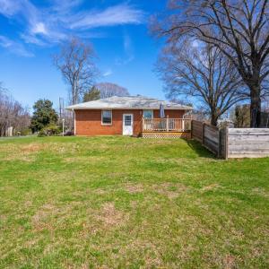 Photo #33 of 126 Maple Street, Appomattox, VA 0.6 acres