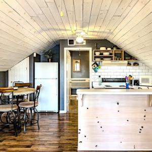 Photo #42 of 615 Sandie Point Dr, Clarksville, VA 28.7 acres