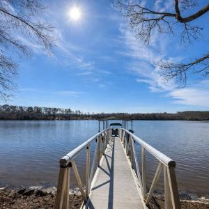 Photo #7 of 615 Sandie Point Dr, Clarksville, VA 28.7 acres